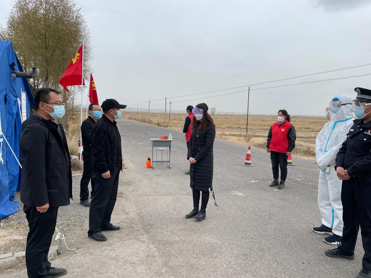 县纪委监委：精准监督跟进监督 筑牢疫情防控“铜墙铁壁”