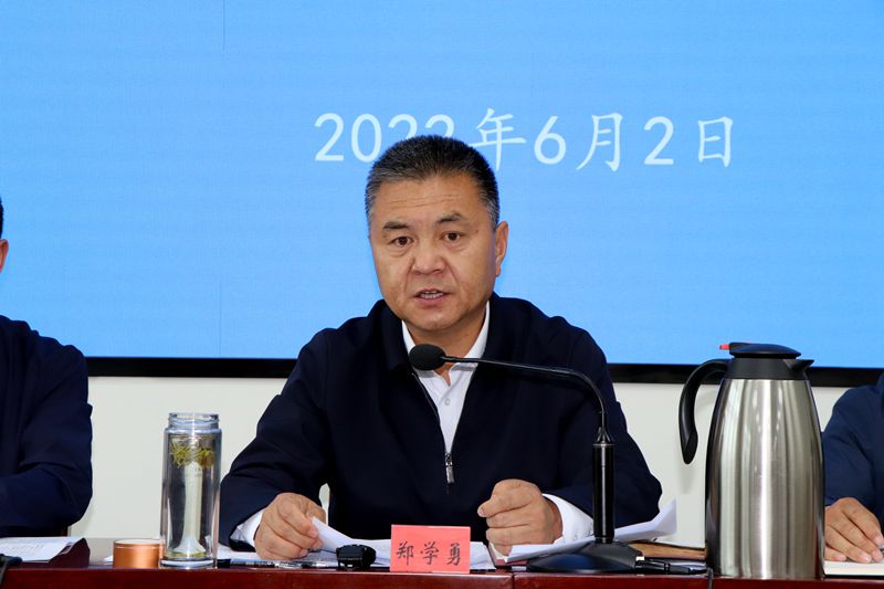 县纪委监委理论学习中心组专题传达学习 省第十四次党代会精神 