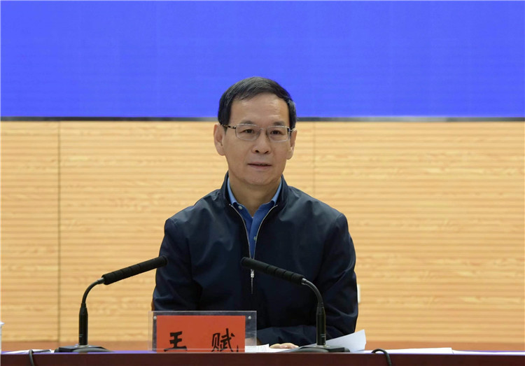 全省新冠疫情防控及复工复产督查工作启动 王赋出席动员部署会并讲话