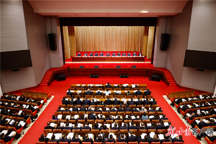 省委经济工作会议在兰召开 胡昌升讲话 任振鹤主持 庄国泰石谋军出席