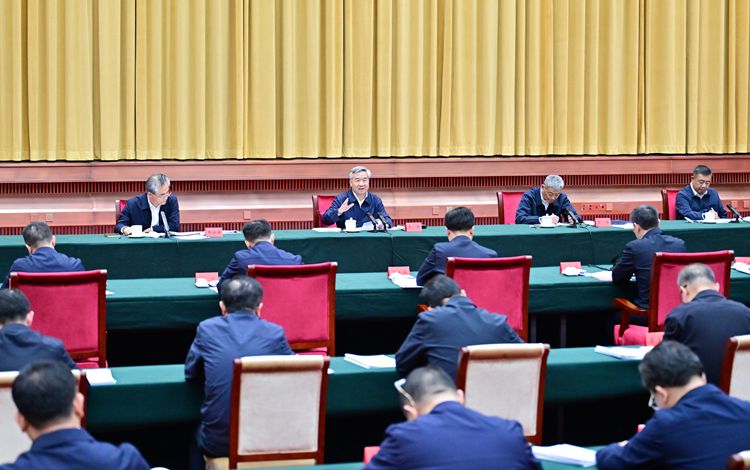 李希在湖南调研时强调 认真贯彻落实中央纪委四次全会精 扎实开展深入贯彻中央八项规定精神学习教育 李希在湖南调研时强调 认真贯彻落实中央纪委四次全会精 扎实开展深入贯彻中央八项规定精神学习教育