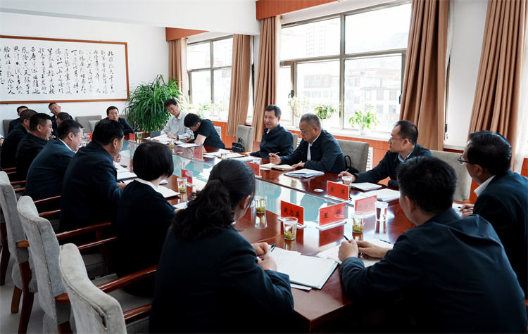 靳国卫在武威市调研